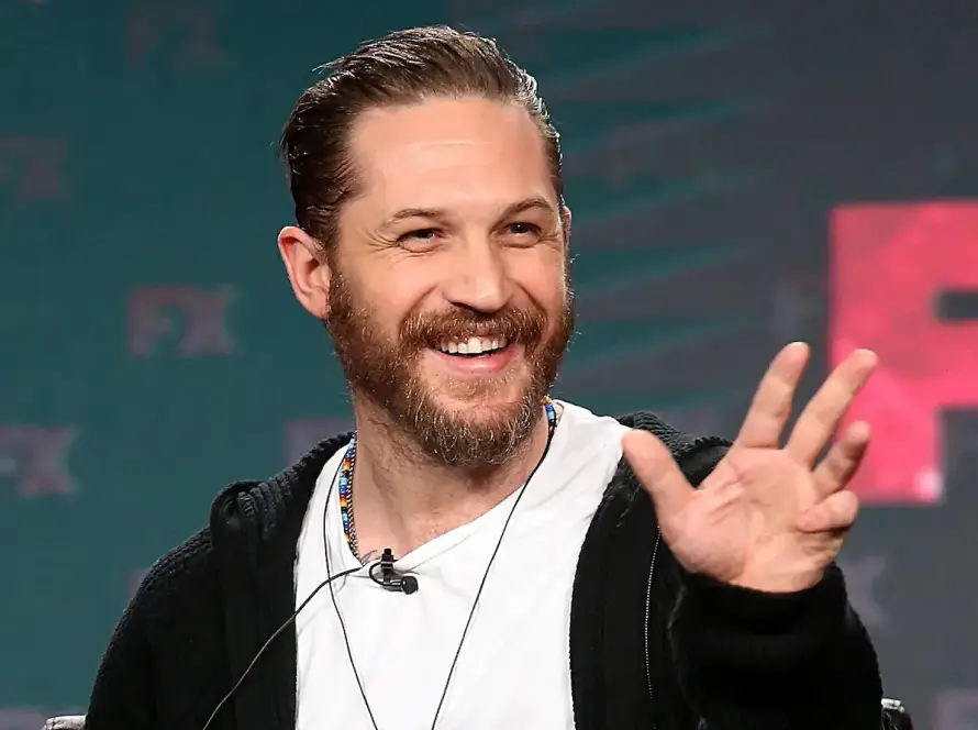 tom-hardy-smile