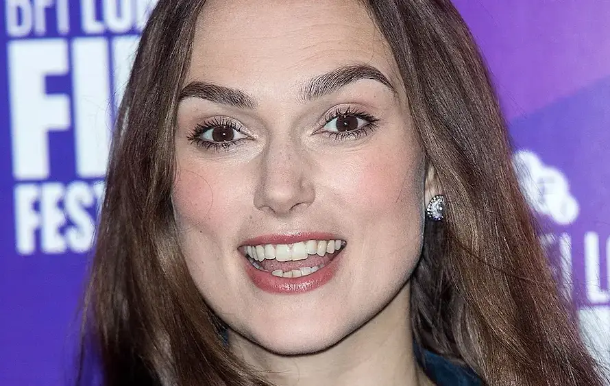 Keira Knightley tooth